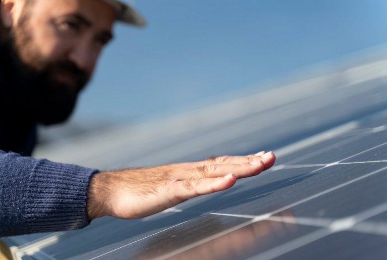Devis panneau solaire photovoltaique : quel prix pour l'installation de panneaux solaires ?